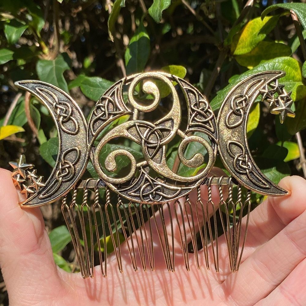 Vintage inspired Celtic Hair Comb Antique Gold Tone, Engraved Details